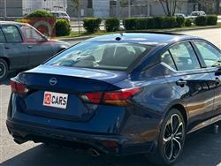 نيسان ألتيما